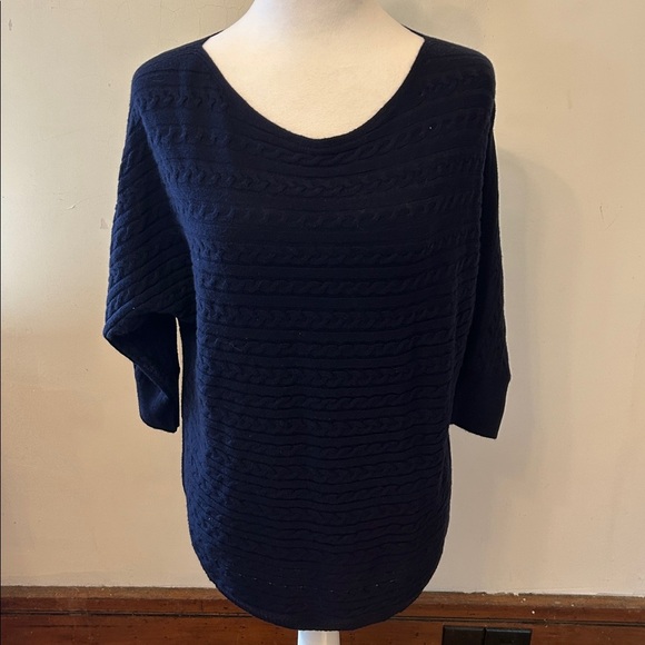 Market & Spruce navy blue 3/4 length sleeve sweater Size S EUC - Picture 2 of 7